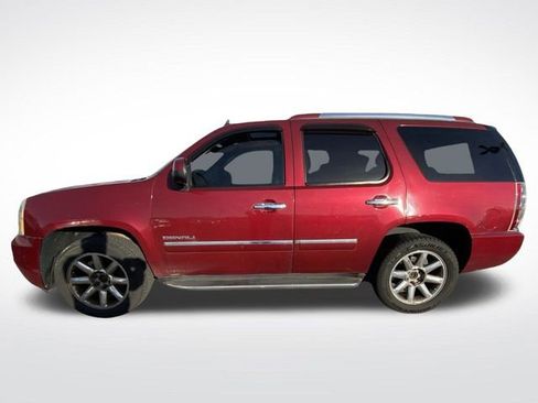 Used 2009 GMC Yukon Denali image 3