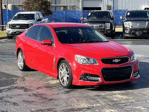 Used 2015 Chevrolet SS RWD image 5