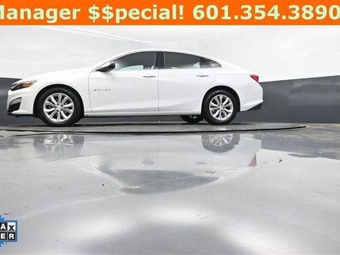 Used 2024 Chevrolet Malibu LT image 40
