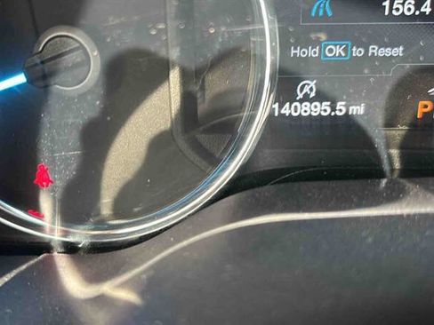 Used 2018 Ford F150 Lariat w/ Equipment Group 502A Luxury AWD/4WD image 28