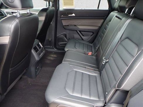 Used 2022 Volkswagen Atlas Cross Sport SEL Premium R-Line image 10