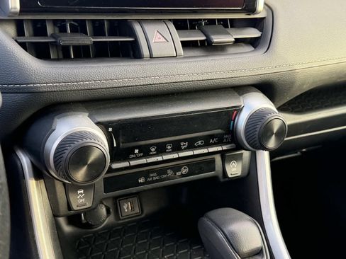 Used 2024 Toyota RAV4 LE image 10