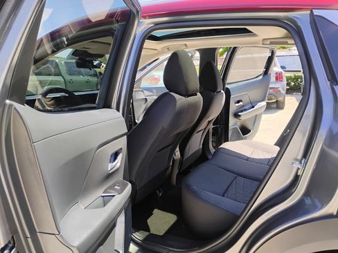 Used 2025 Nissan Kicks SV w/ SV Premium Package FWD image 38