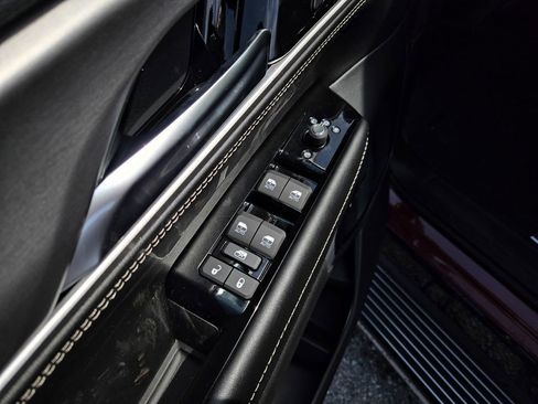 New 2026 Jeep Grand Wagoneer Limited AWD/4WD image 11