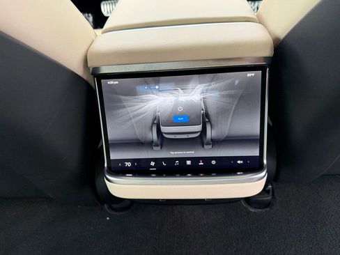 Used 2023 Tesla Model S Plaid image 31