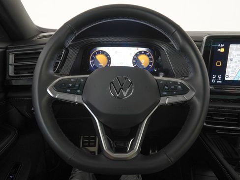 Used 2025 Volkswagen Atlas Cross Sport SEL Premium R-Line AWD/4WD image 17