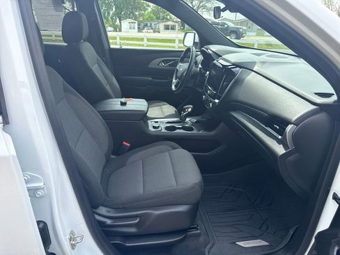 Used 2023 Chevrolet Traverse LT w/ LPO, Floor Liner Package AWD/4WD image 20