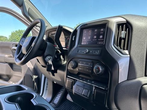Certified 2020 Chevrolet Silverado 1500 Custom w/ Custom Value Package RWD image 29