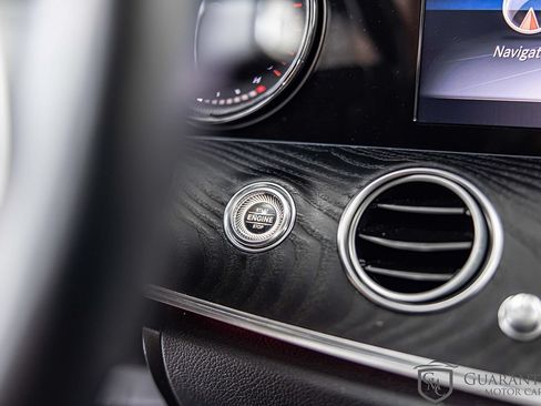 Used 2019 Mercedes-Benz E 300 4MATIC w/ Driver Assistance Package image 30