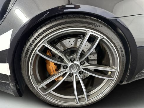 Used 2018 Porsche 911 Turbo image 10