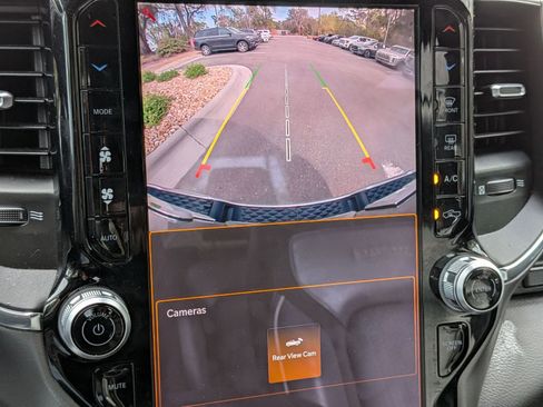 Used 2025 RAM 1500 Laramie image 23