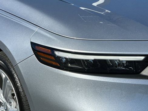 Used 2023 Honda Accord LX image 10