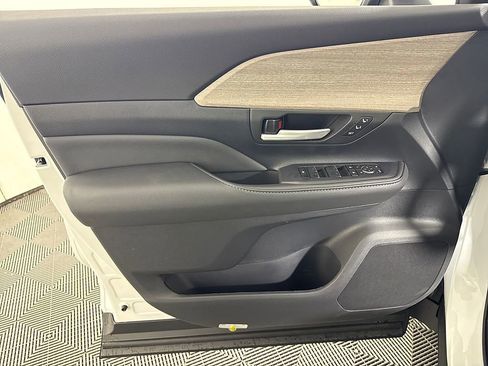 New 2026 Toyota Grand Highlander AWD image 22