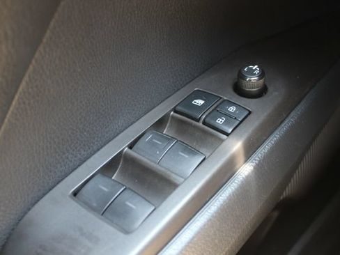 Used 2021 Toyota Camry SE AWD/4WD image 18