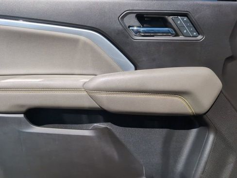 Certified 2024 Chevrolet Colorado ZR2 w/ ZR2 Convenience Package III AWD/4WD image 21