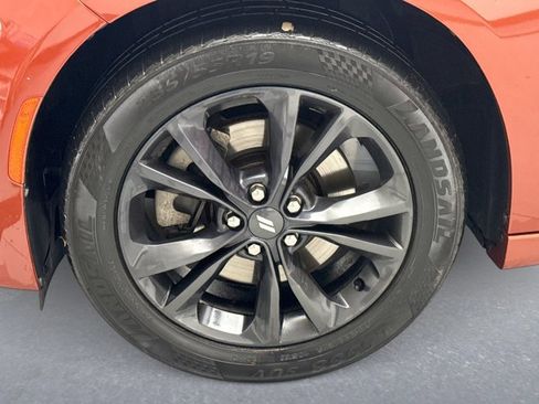 Used 2021 Dodge Charger SXT w/ Driver Convenience Group image 11