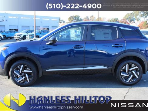 New 2026 Nissan Kicks SV image 2