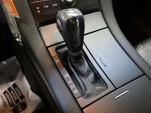 Used 2013 Ford Taurus SEL image 31