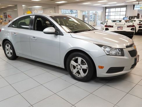 Used 2013 Chevrolet Cruze LT image 13