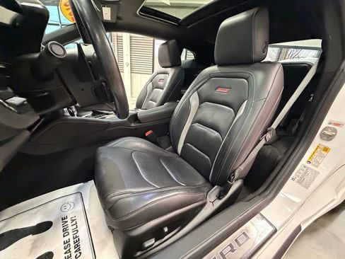 Used 2018 Chevrolet Camaro SS image 7