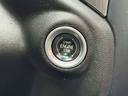 Used 2022 GMC Sierra 3500 Denali image 22