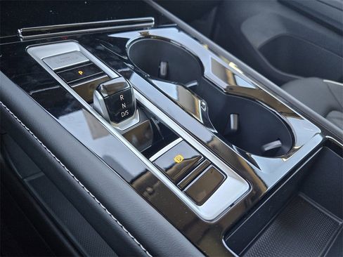 New 2026 Volkswagen Atlas SEL Premium R-Line image 17