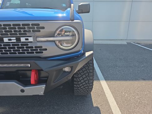 Used 2025 Ford Bronco Badlands AWD/4WD image 10