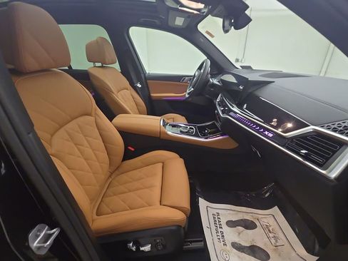 Certified 2025 BMW X5 xDrive40i w/ M Sport Package image 30