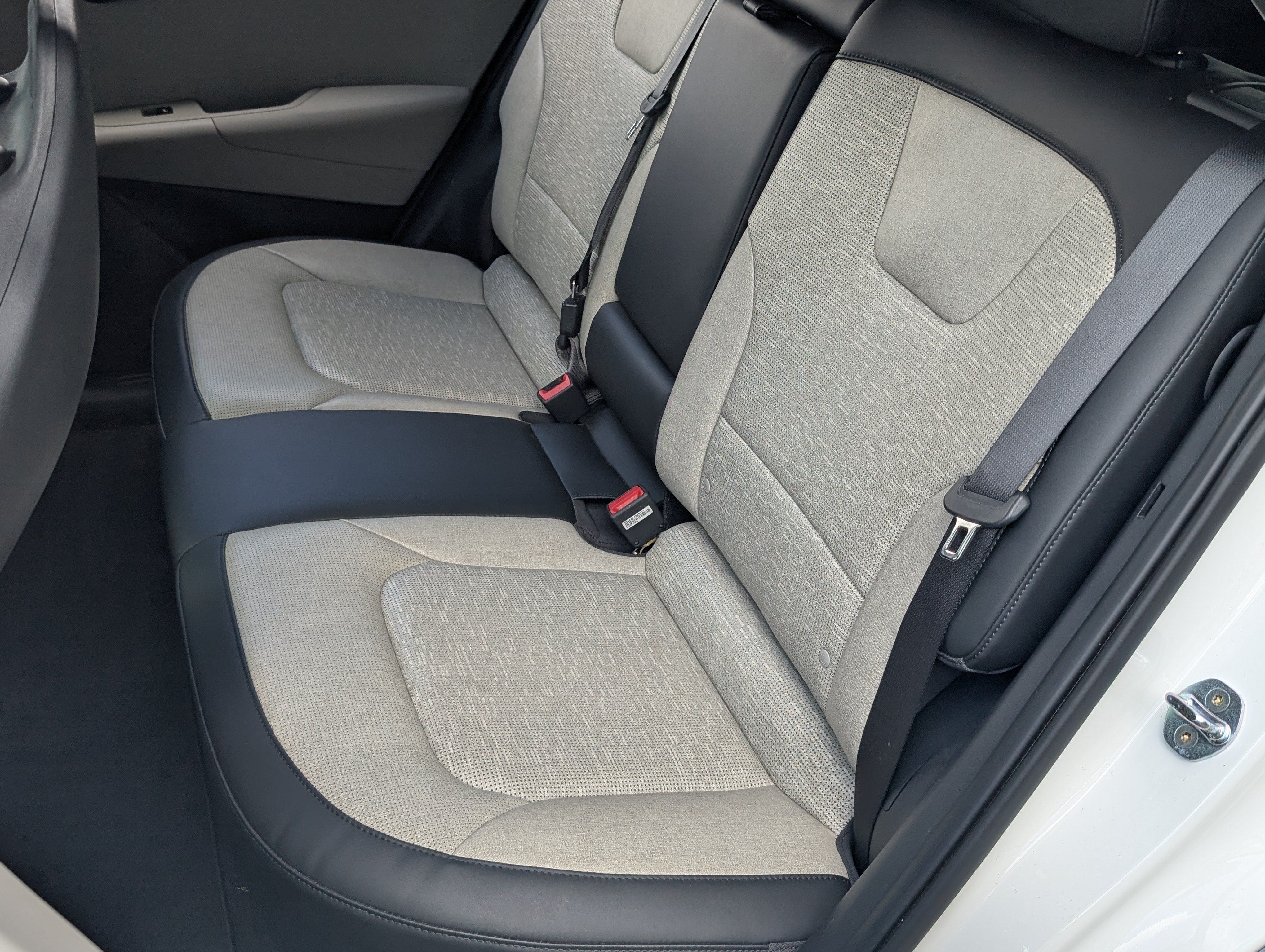 Used 2023 Kia Niro Wave FWD image 18