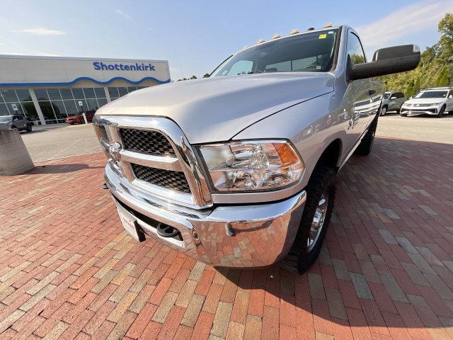 Used 2018 RAM 3500 Tradesman w/ Chrome Appearance Group AWD/4WD image 24
