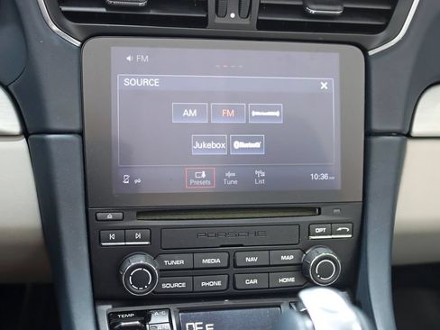 Used 2018 Porsche 911 Carrera image 21