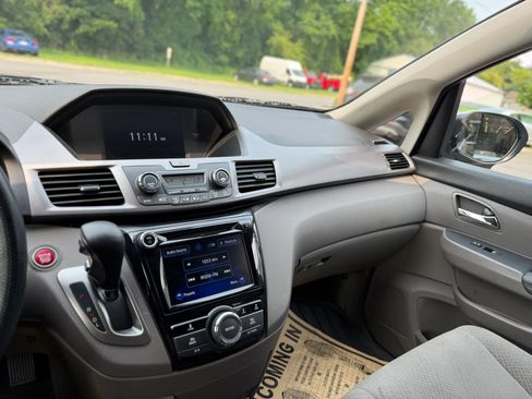 Used 2015 Honda Odyssey EX image 12