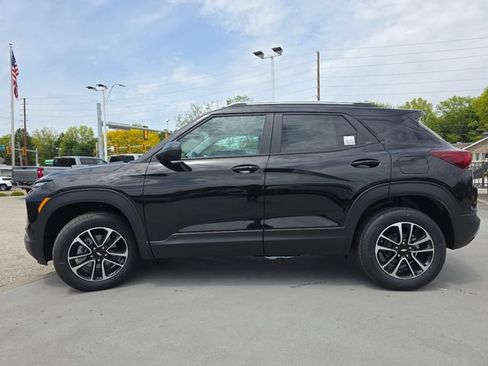 New 2026 Chevrolet TrailBlazer LT w/ Convenience Package AWD/4WD image 11