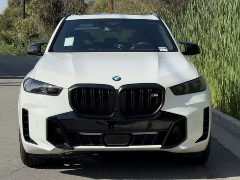 New 2026 BMW X5 M60i image 2