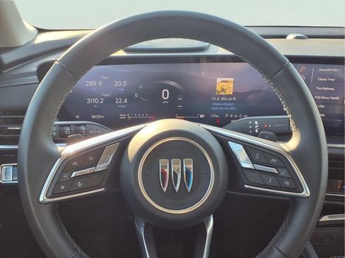 Certified 2025 Buick Envision Preferred image 17