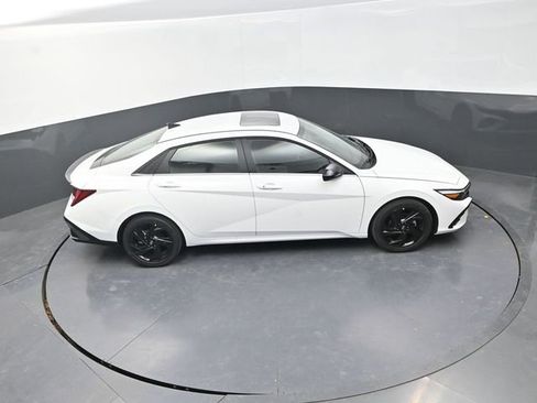 New 2026 Hyundai Elantra SEL Sport Premium FWD image 29