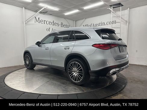 Used 2025 Mercedes-Benz GLC 300 image 5