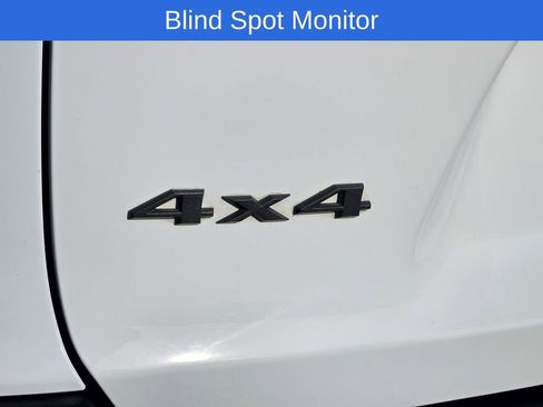 Used 2019 Jeep Cherokee Trailhawk image 10