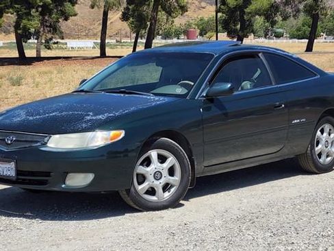 Used 2001 Toyota Solara SLE image 2