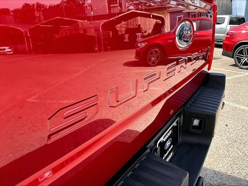 Certified 2024 Ford F250 Lariat w/ Lariat Ultimate Package AWD/4WD image 12