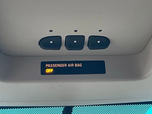 Used 2014 GMC Yukon Denali image 23