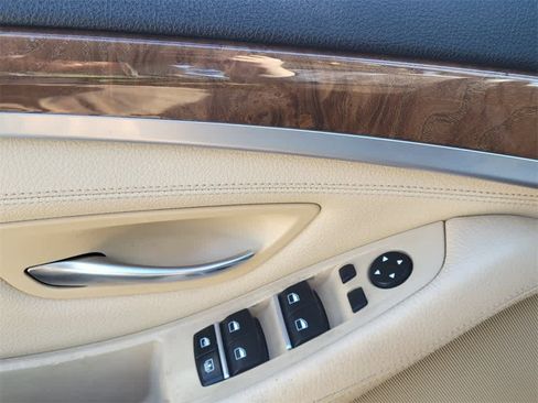 Used 2013 BMW 535i Sedan image 21