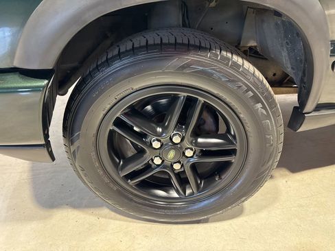 Used 2004 Land Rover Discovery SE AWD/4WD image 2