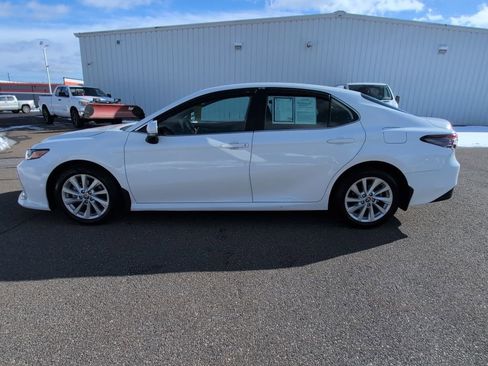 Certified 2023 Toyota Camry LE w/ Convenience Package image 3