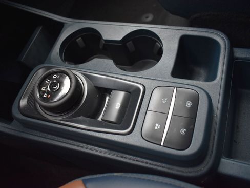 Used 2024 Ford Maverick Lariat w/ 4K Tow Package image 34