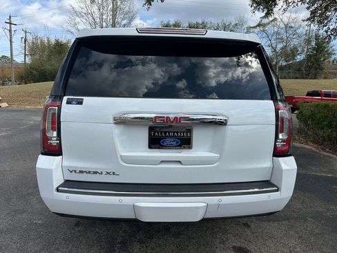 Used 2020 GMC Yukon XL Denali image 36