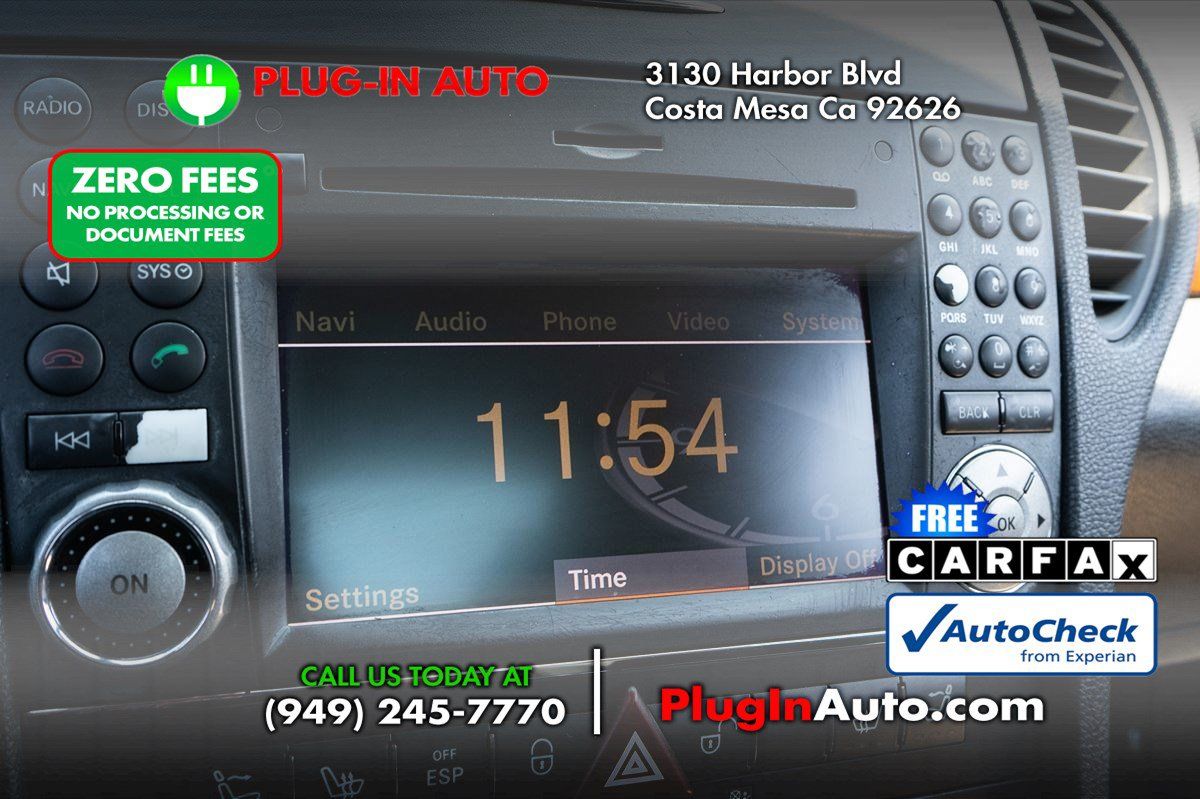Used 2011 Mercedes-Benz SLK 300 image 30