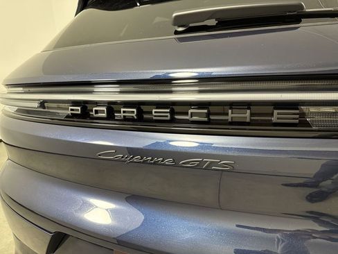 New 2026 Porsche Cayenne GTS image 19