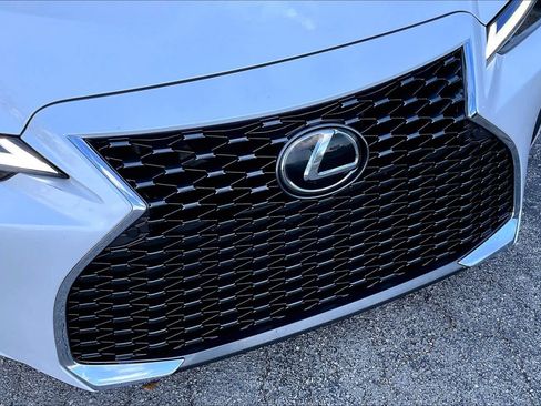 Used 2024 Lexus IS 300 w/ Comfort Package image 30