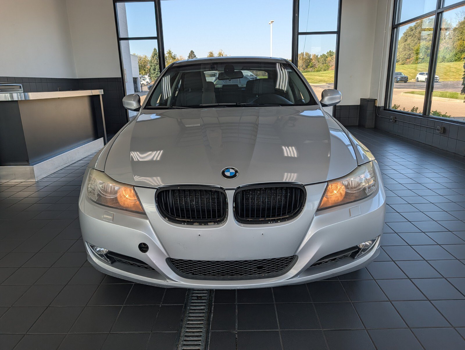 Used 2009 BMW 328i xDrive Sedan AWD/4WD image 7